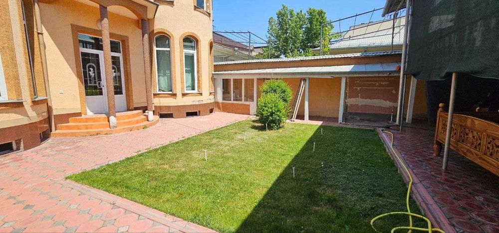 Срочно Учтепа тумани Хондамир махаллада яхши уй сотилади.