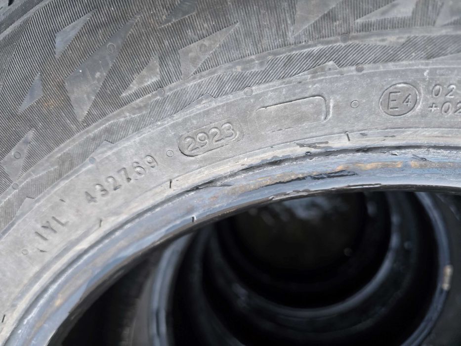 4бр Зимни гуми 215 65 16 - Nokian - DOT 2023
