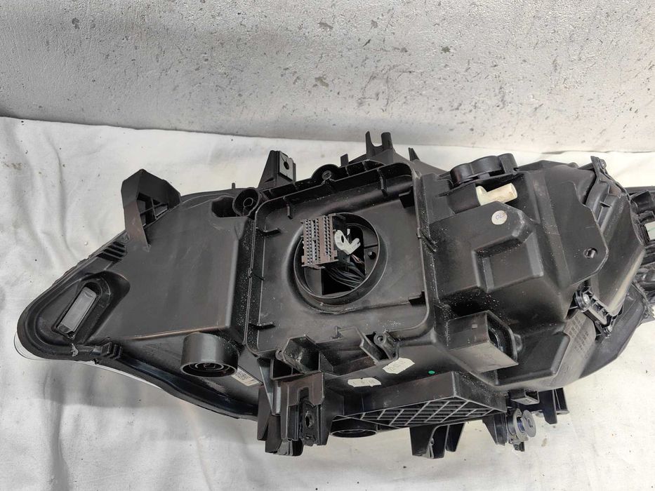 Оригинален фар БМВ 2 Ф22  BMW 2 F22 Feis Adaptive Led