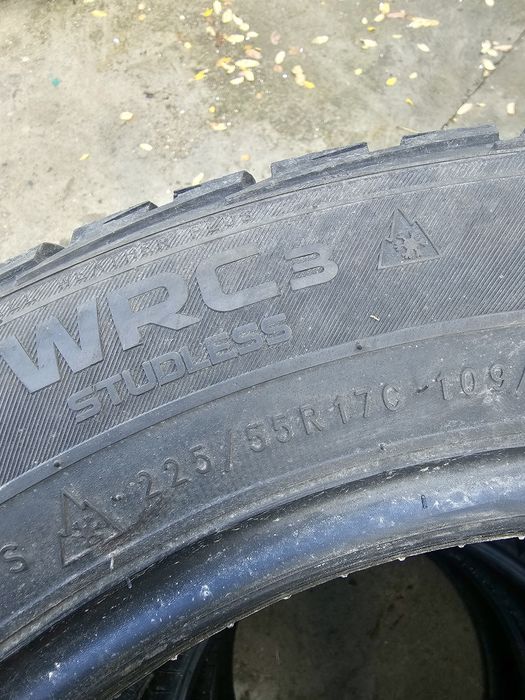 Set 2 anvelope/cauciuc/roti 225/55R17C (iarna/ca noi)