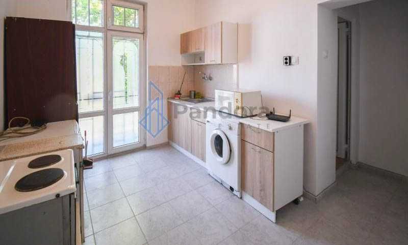 Дава се под наем Двустаен апартамент в София, Център - 70 кв.м за 430 € - Снимка #4