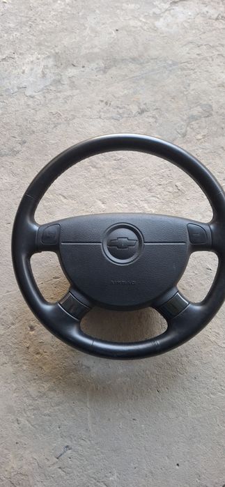 Продам Рул от жентры аирбаг ест состояние хорошое.оригинал снят с авто