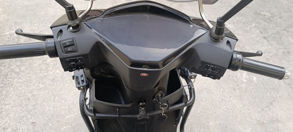 Нексус скутер электр