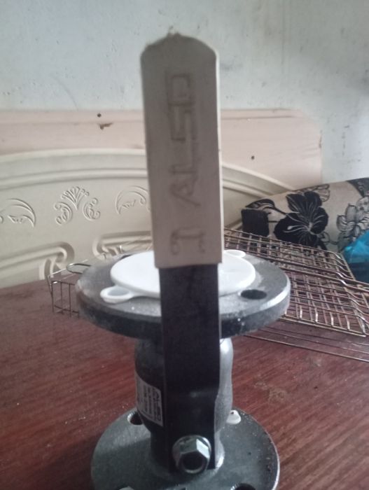 Продам новый кран