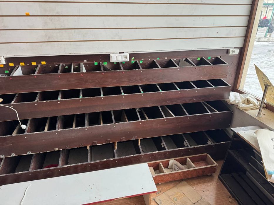 Витрина стеллаж