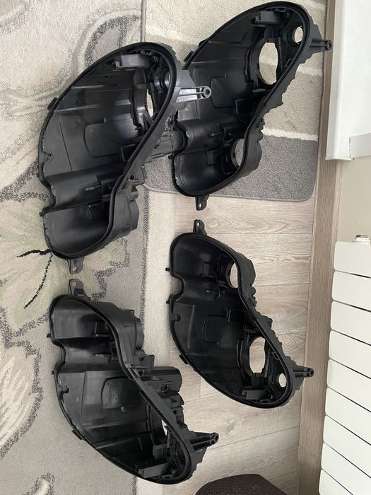 Стекла фар На Мерседес w211