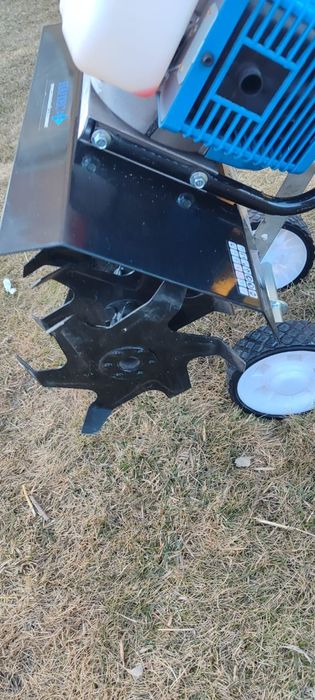 Продам культиватор