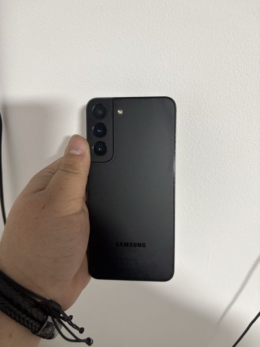 Vând samsung s22
