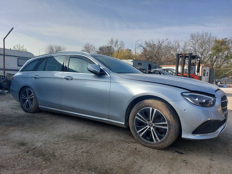 На Части: Mercedes-Benz W213 FACELIFT E220d 194 к.с. 2012 SPORT Комби
