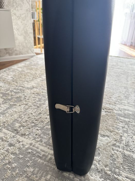 Продам кушетку новая