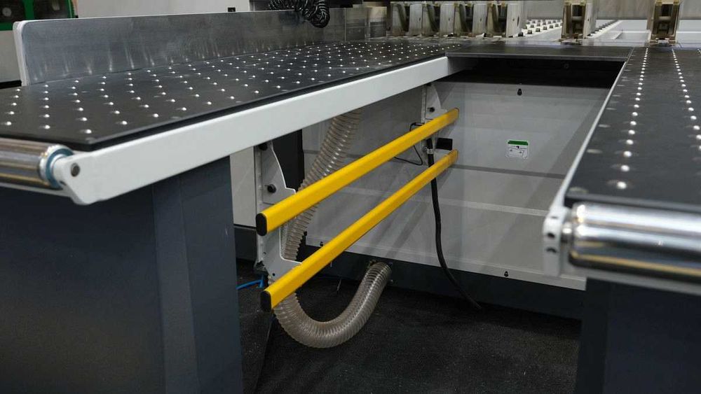 Форматно-раскроечный Пильный центр с ЧПУ EXCITECH EP290