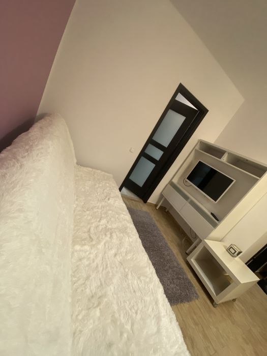 Inchiriez apartament strada Paris-Cluj Napoca