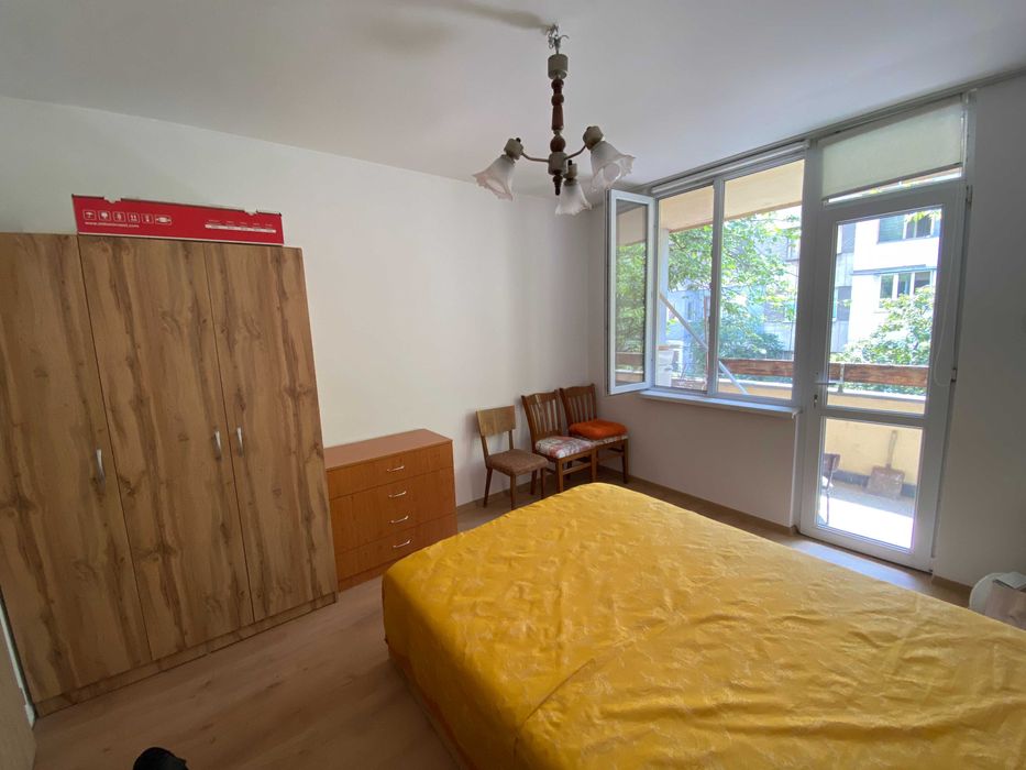 Продава се Тристаен апартамент в Русе, Център - 80 кв.м за 1925 €/кв.м - Снимка #5