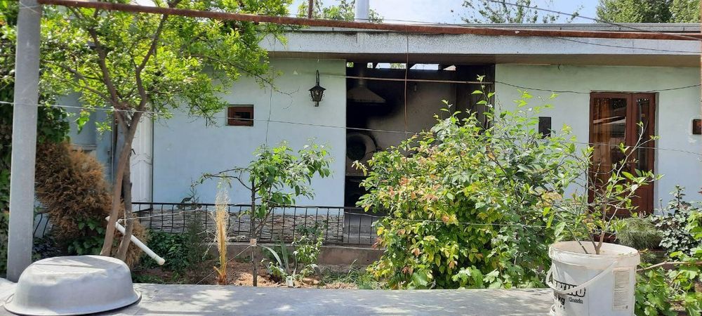 Продам участок в городе Денау