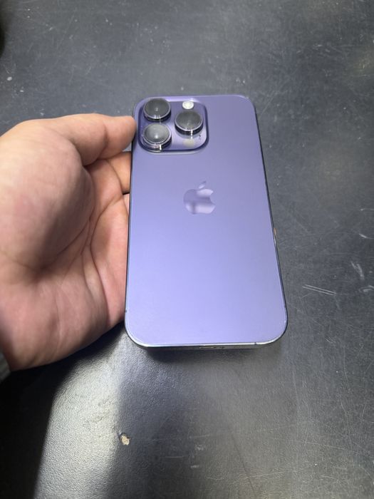 Iphone 14 pro purple