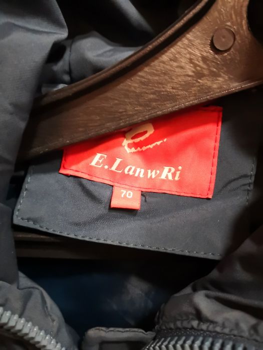 Продам женскую куртку