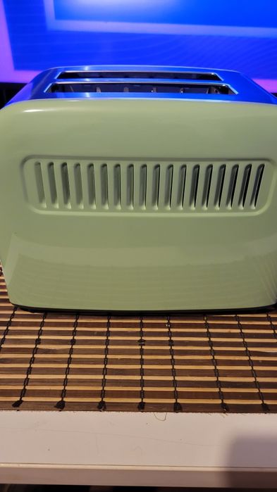 Prăjitor pentru pâine