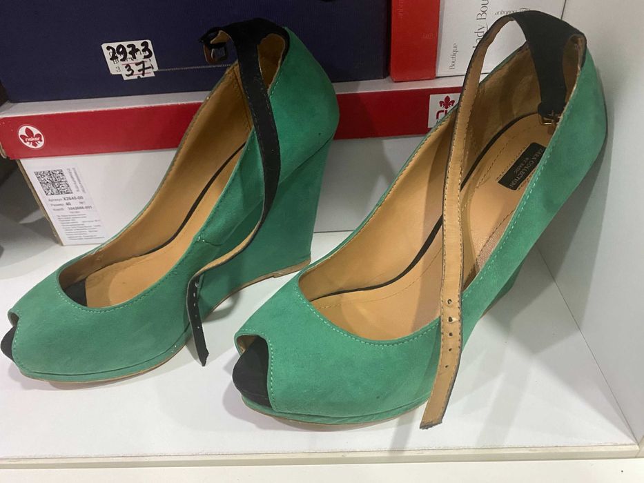 Натуральная кожаная обувь