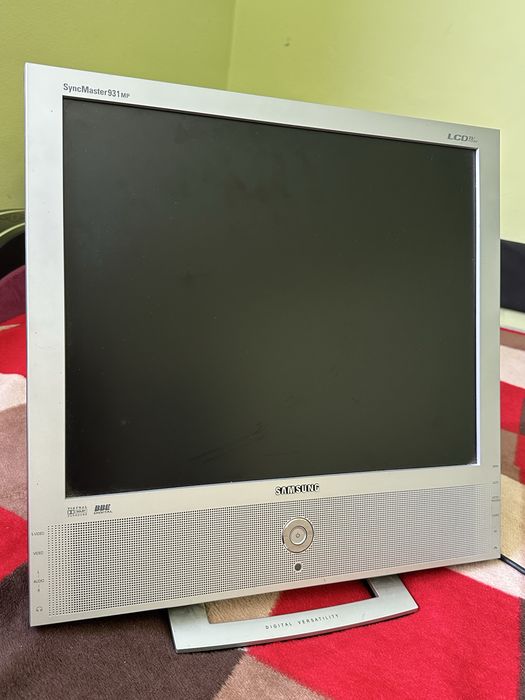 Vând PC Deskopt complet