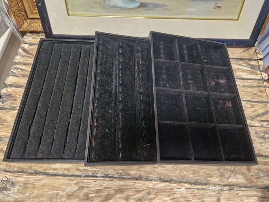 Поставки за бижута