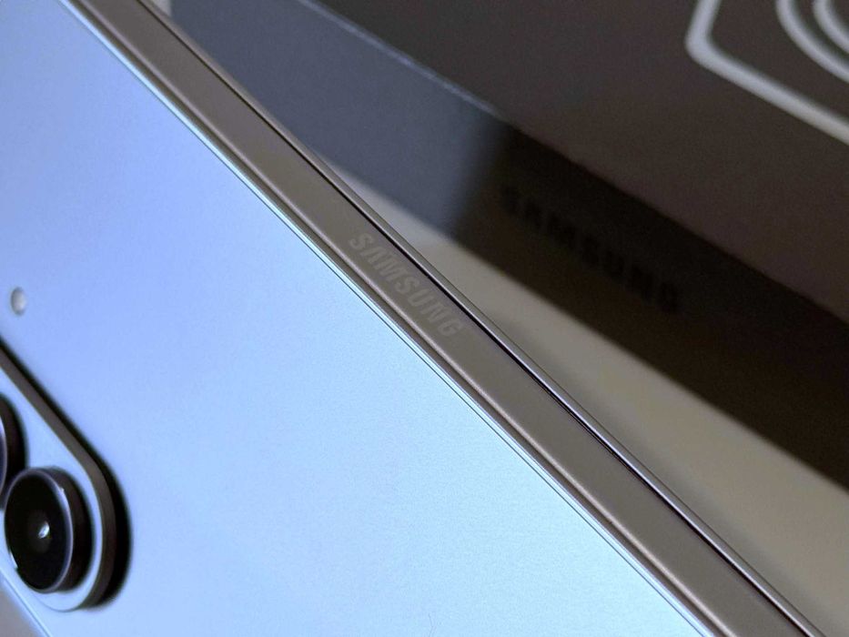 Бартер! Гаранция! Като НОВ! Samsung Galaxy Z Fold 7 512/12GB Silver Shadow (Сив)