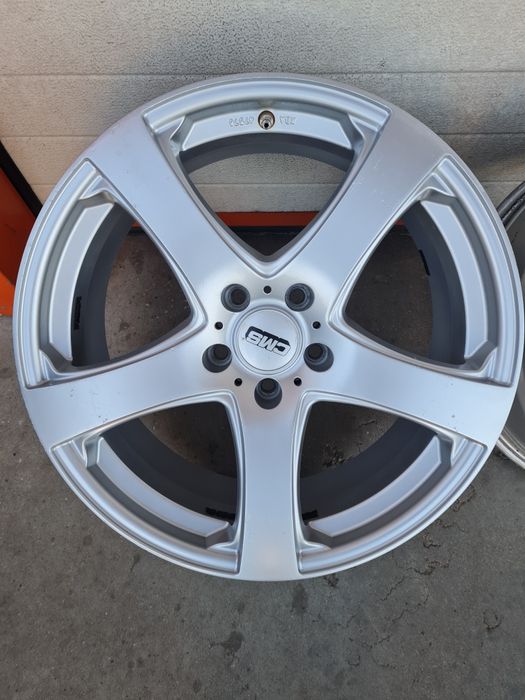 Джанти за KIA HYUNDAI MAZDA NISSAN RENAULT Toyota R19 5x114.3 ET45 8.5J