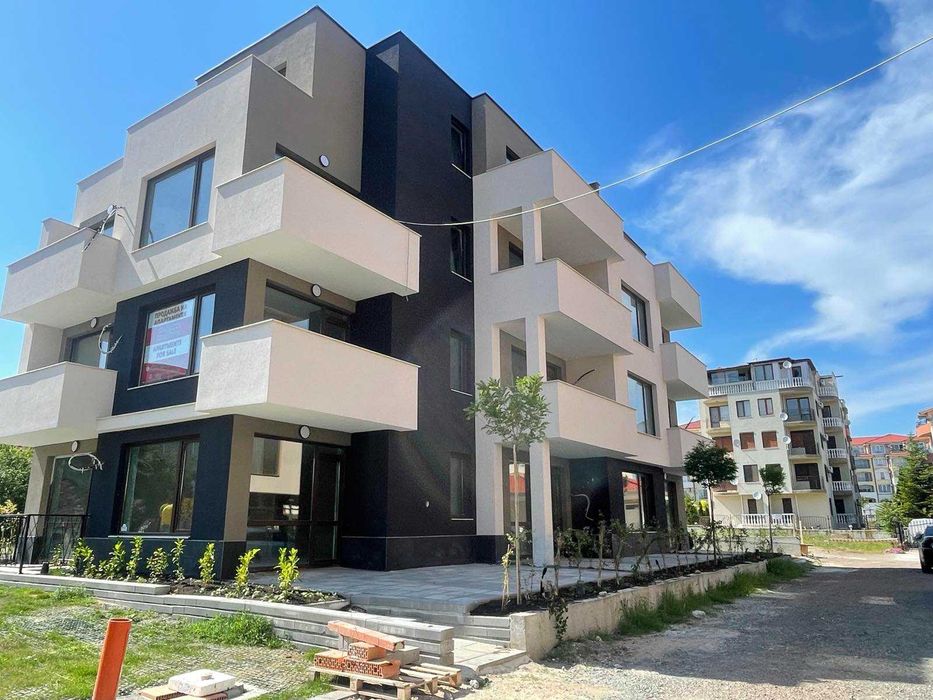 Продава се Двустаен апартамент в с. Равда, Област Бургас - 91 кв.м за 1154 €/кв.м - Снимка #12