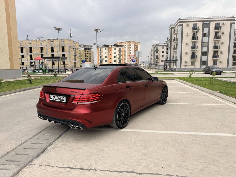 Mercedes w212 sotiladi