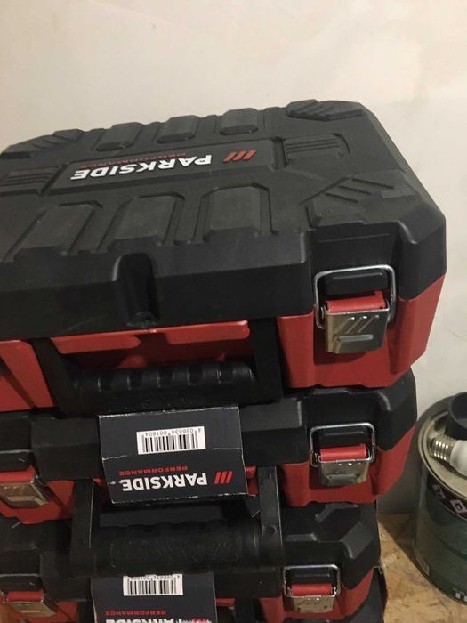 Cutii parkside diverse modele set 100 de lei toate