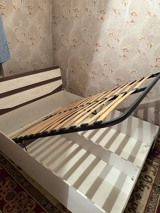 Кровать спальный 60000 тенге