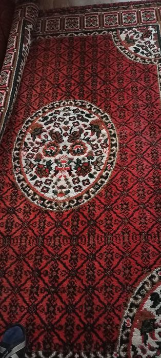 Ковер синтетика б/у, 2,55 х 1,65 м