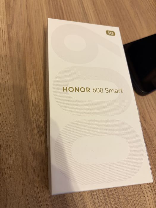 Продавам Honor 200 Smart 5G (Черен) – В перфектно състояние!