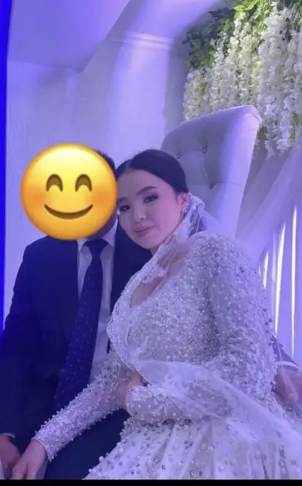 Шикарное пышное свадебное платье