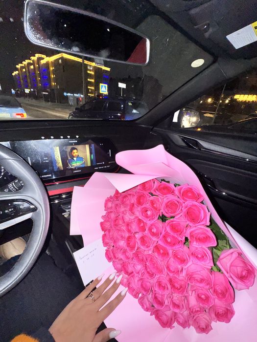 продам красивые цветы 61 шт