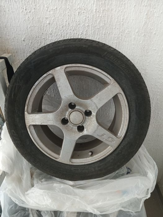 Продаю шины с дисками
