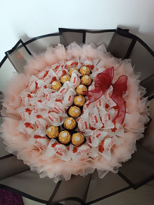 Buchet Raffaello și Fererro