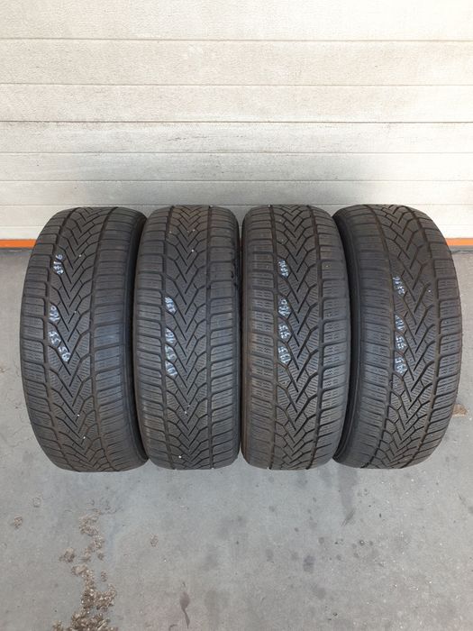 Зимни гуми 4 броя SEMPERIT SpeedGrip2 195 55 R16 дот 2716
