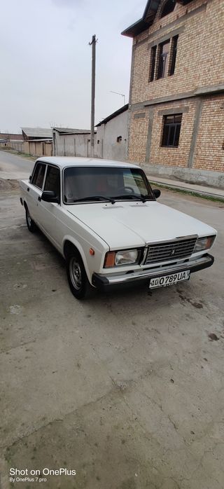 Vaz 2107 сотилади 2003 йил