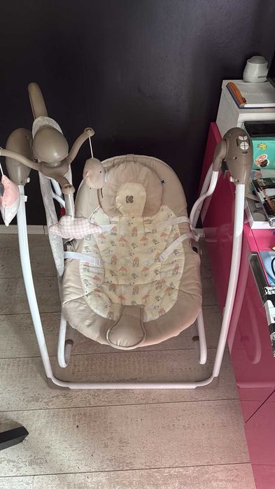 Бебешки шезлонг Kikka Boo ,бежов , употребяван