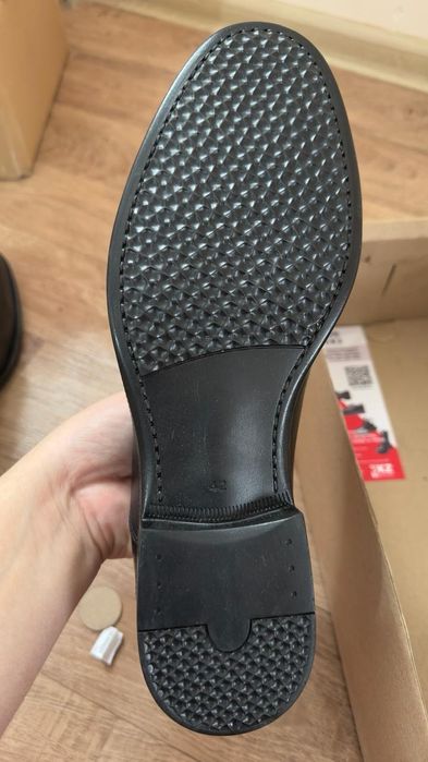 Натуральный кожанный туфли