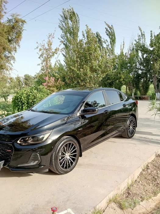 Улугбек Хаитмуратов