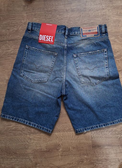 Diesel Blugi Scurti NOI ORIGINALI