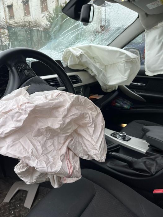 BMW F31 LCI Avariat - automata - 03/2016 - 160.000 km