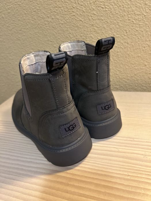 Боти унисекс Ugg 33,5