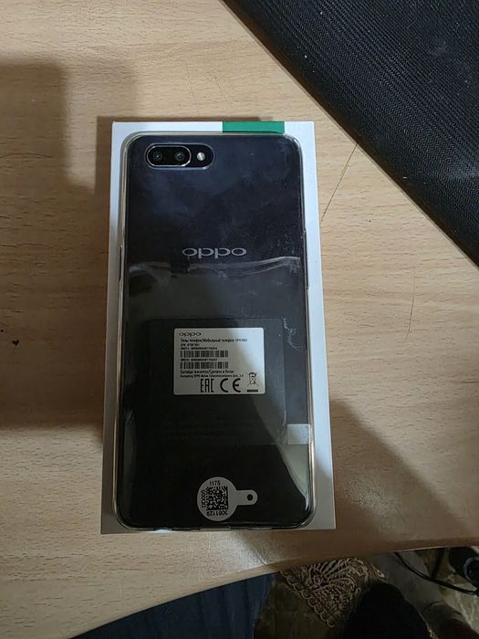 Oppo A3s телефон