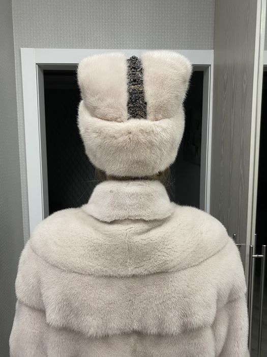 Продам норковую шапку