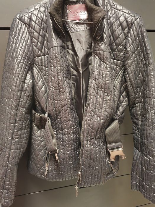 Vând geacă super fashion