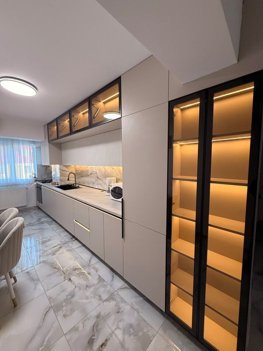 Apartament de Inchiriat Vis A Vis de Adria