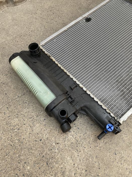 Основной радиатор BMW e34