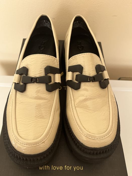 Лоуфъри Marco Tozzi